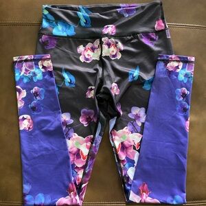 RUNNFAIR Heat Gear Sport Performance Running Floral Leggings Womens Activewear M